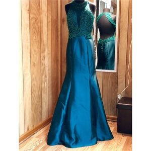 Prom Dress/ Pageant Dress/ Homecoming Court Dress